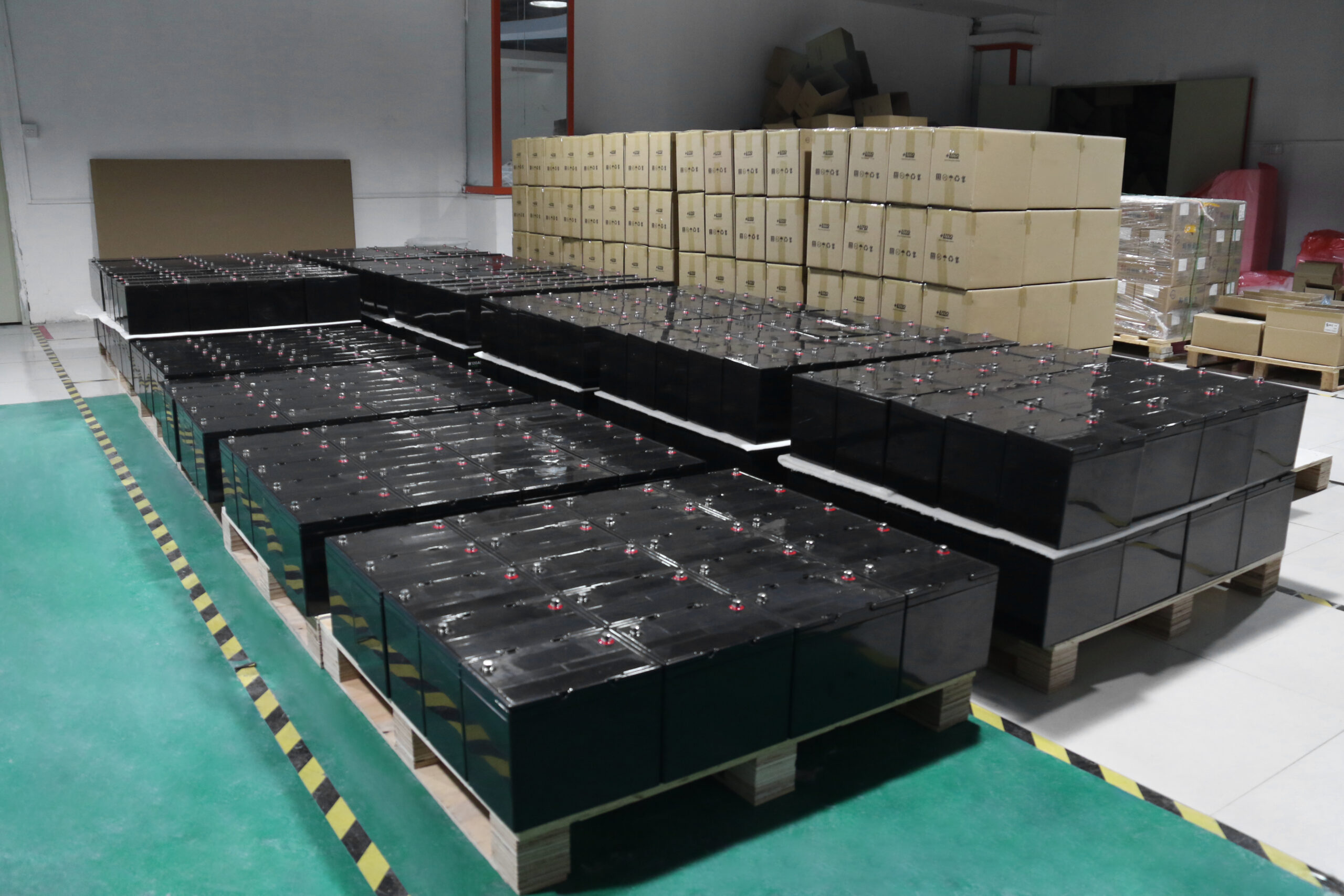 Why Installers Trust MANLY as Their LiFePO4 Battery Manufacturer