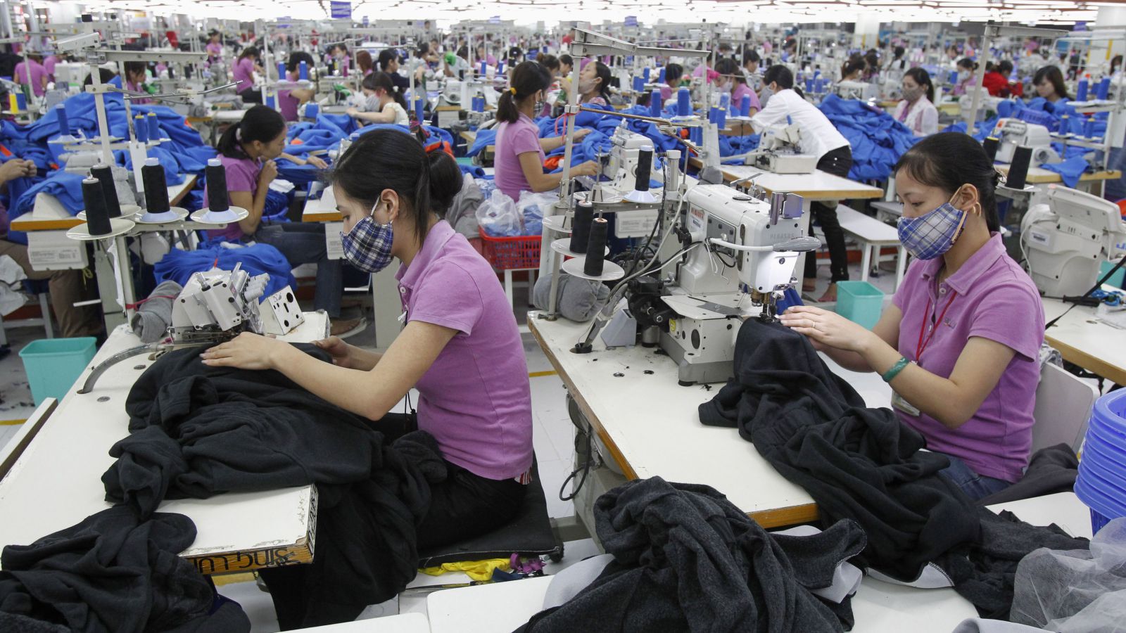 Your Guide to Manufacturing Clothing in China with Tuer Garment