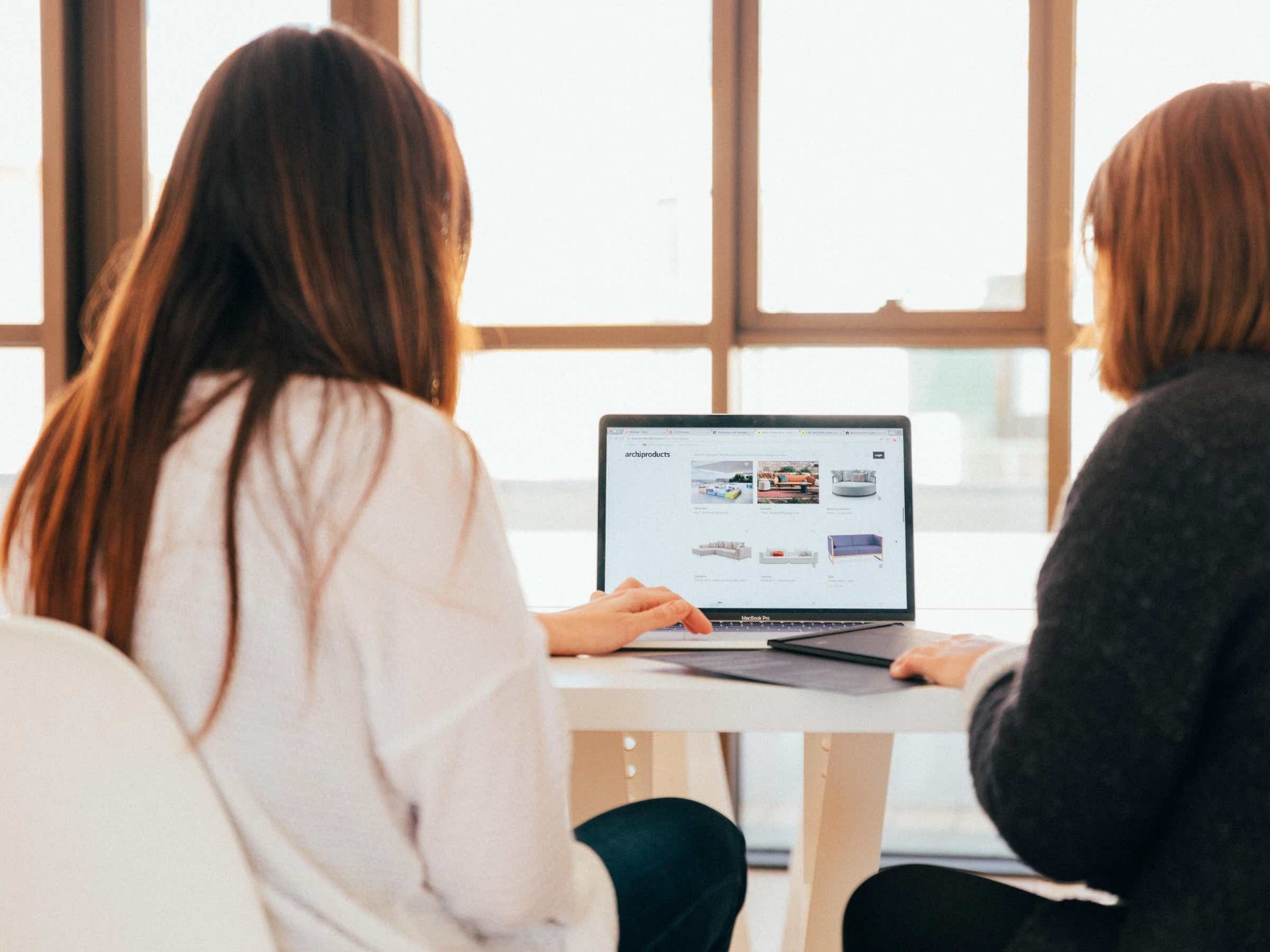 Logo And Brand Design Services That Make Your Brand Stand Out