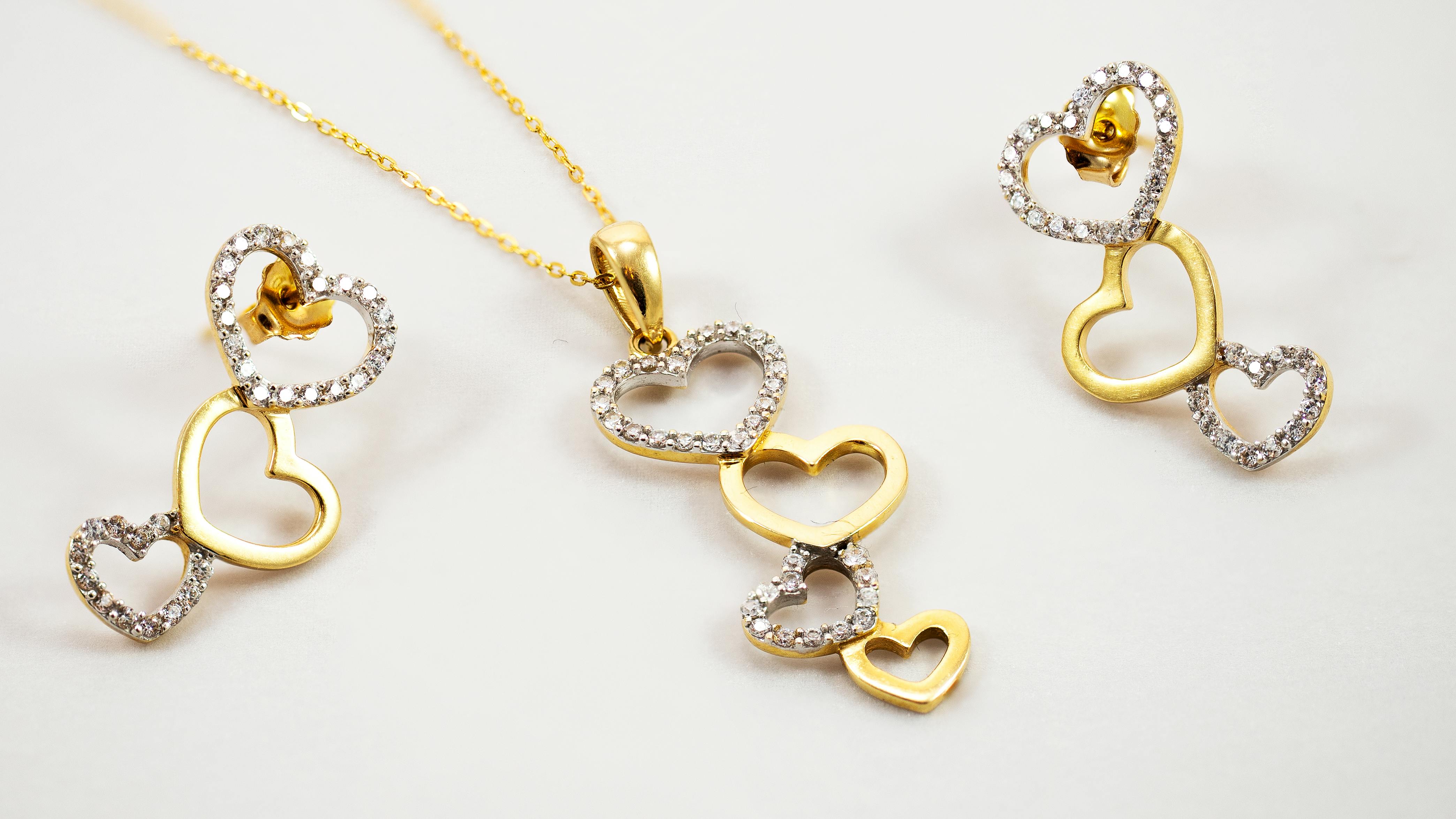 Real Gold and Diamond Jewellery UK – Genuine, Handcrafted Luxury Pieces