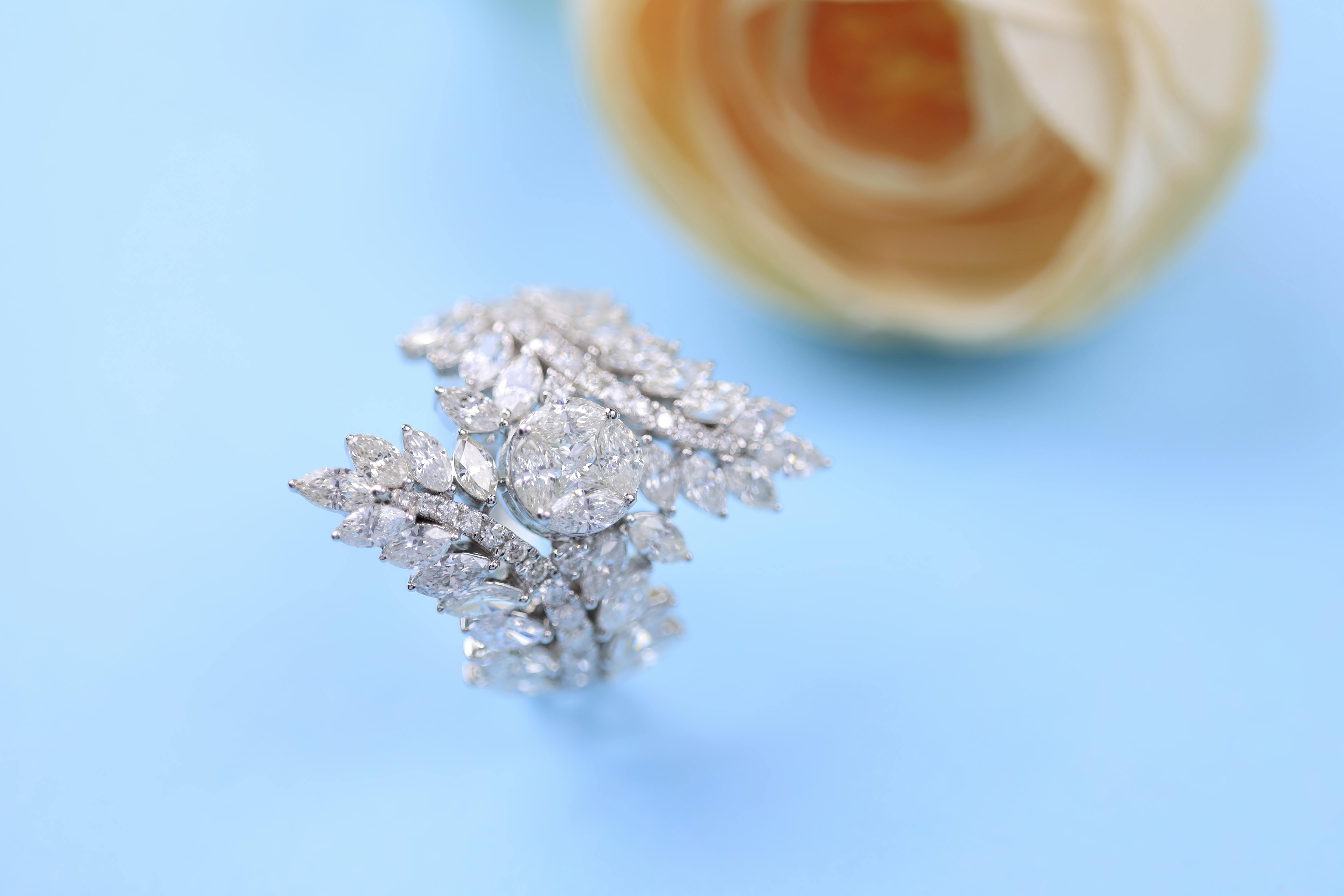 Oval Cut Diamond Rings Crafted for Timeless Elegance